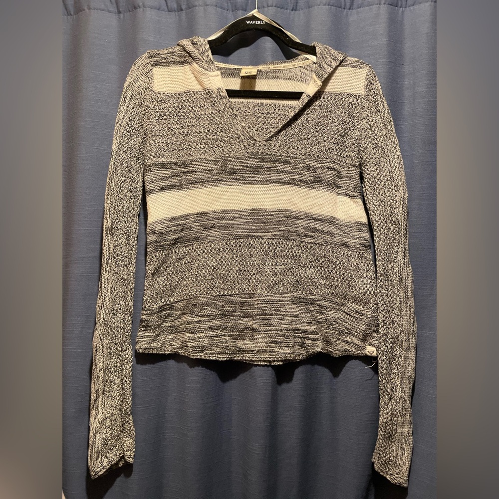 Roxy Black and Cream V-Neck Sweater